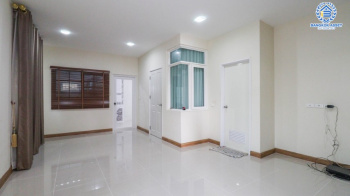 *****ทาวน์โฮมมือสองย่านนนทบุรี ม.โกลเด้นซิตี้ ปิ่นเกล้า-จรัญสนิทวงศ์ หลังมุม! เนื้อที่เกือบ 27 ตร.ว. ฟังก์ชัน 5 ห้องนอน 4 ห้องน้ำ 2 ที่จอดรถ บ้านสวยสภาพดี บนทำเลเชื่อมต่อถ.บางกรวย-ไทรน้อย,  ถ.ราชพฤกษ์, ถ.จรัญสนิทวงศ์ ใกล้รถไฟฟ้าสายสีแดง "สถานีบางบำหรุ" ราคาสุดคุ้ม!